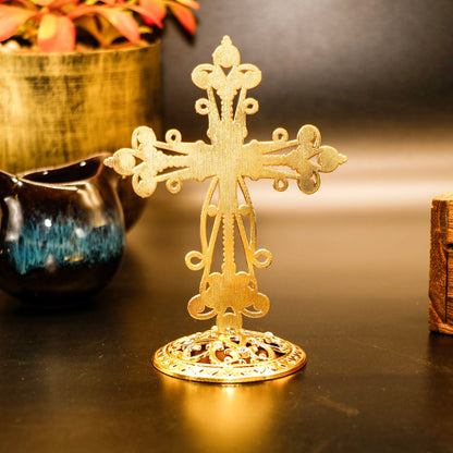 1pc Exquisite Diamond-Studded Gold-Plated Zinc Alloy Cross - A Stunning Symbol of Faith, Perfect for Christmas Or Any Occasion.